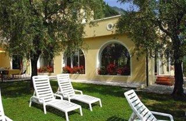 Englovacanze 2* Riva del Garda