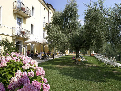 Englovacanze 2*